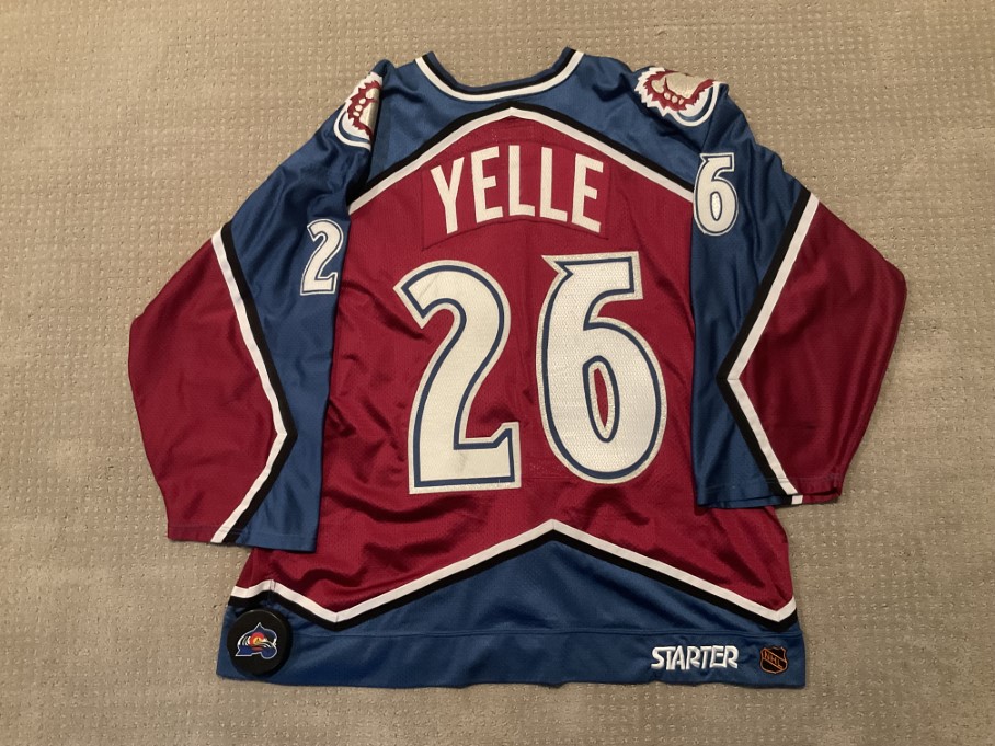 Alex Tanguay autographed Avalanche military jersey - Colorado